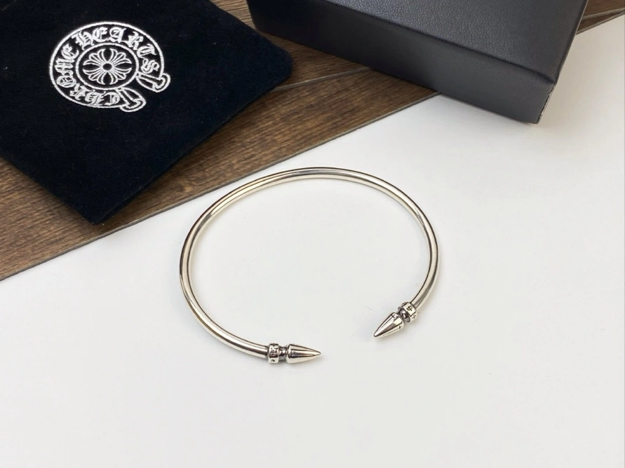 Stylish 6944 Chrome Hearts Bracelet For Women