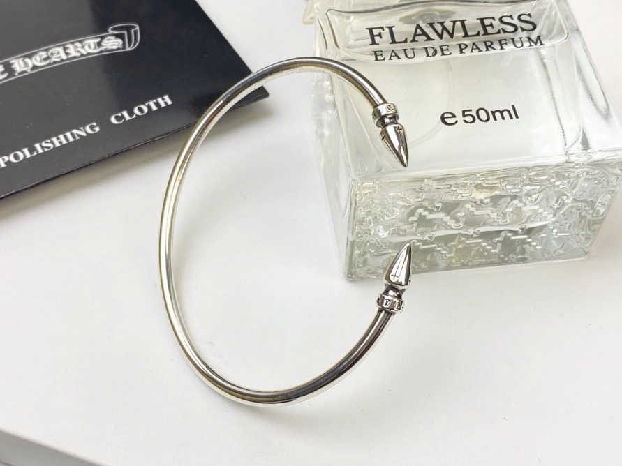 Stylish 6944 Chrome Hearts Bracelet For Women
