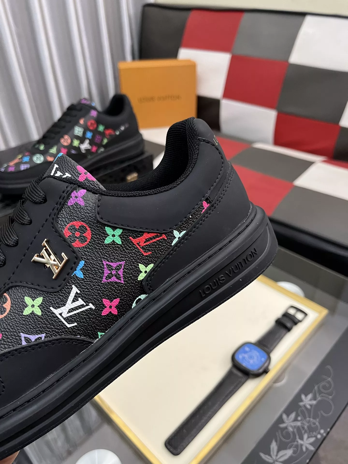 Stylish 7014 Louis Vuitton Casual Shoes For Men
