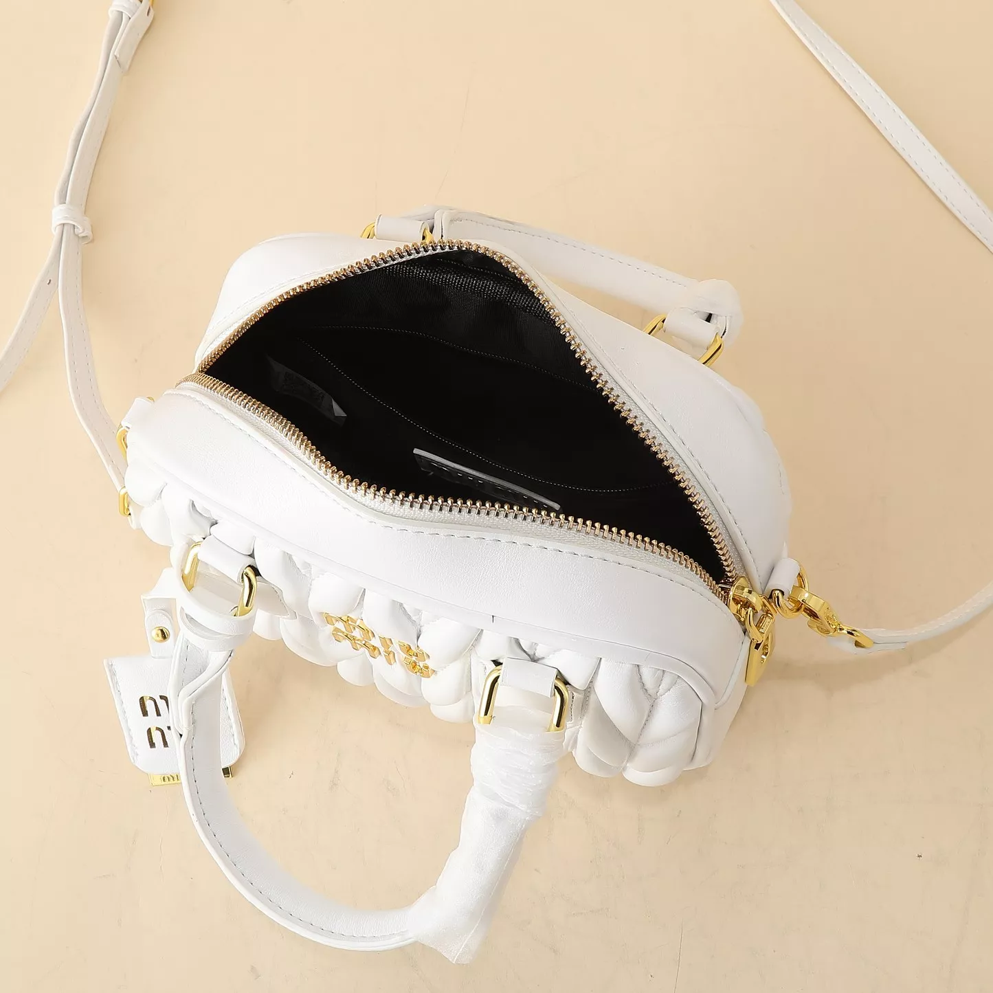 Stylish 7103 MIU MIU AAA Quality Handbags For Women