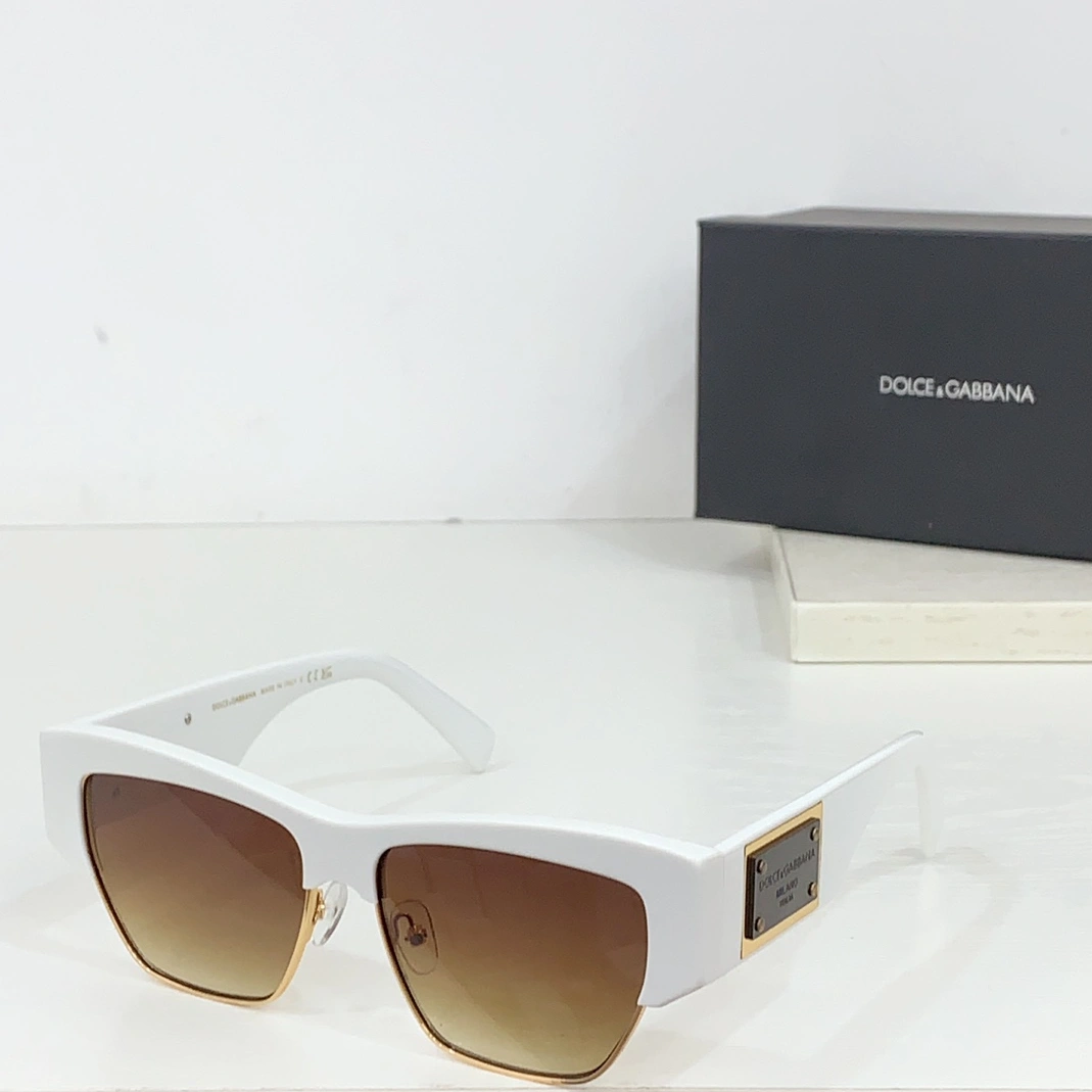 Stylish 7121 Dolce & Gabbana AAA Quality Sunglasses