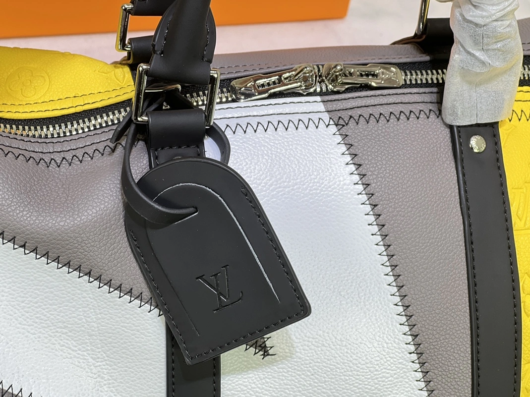 Stylish 7124 Louis Vuitton Travel Bags
