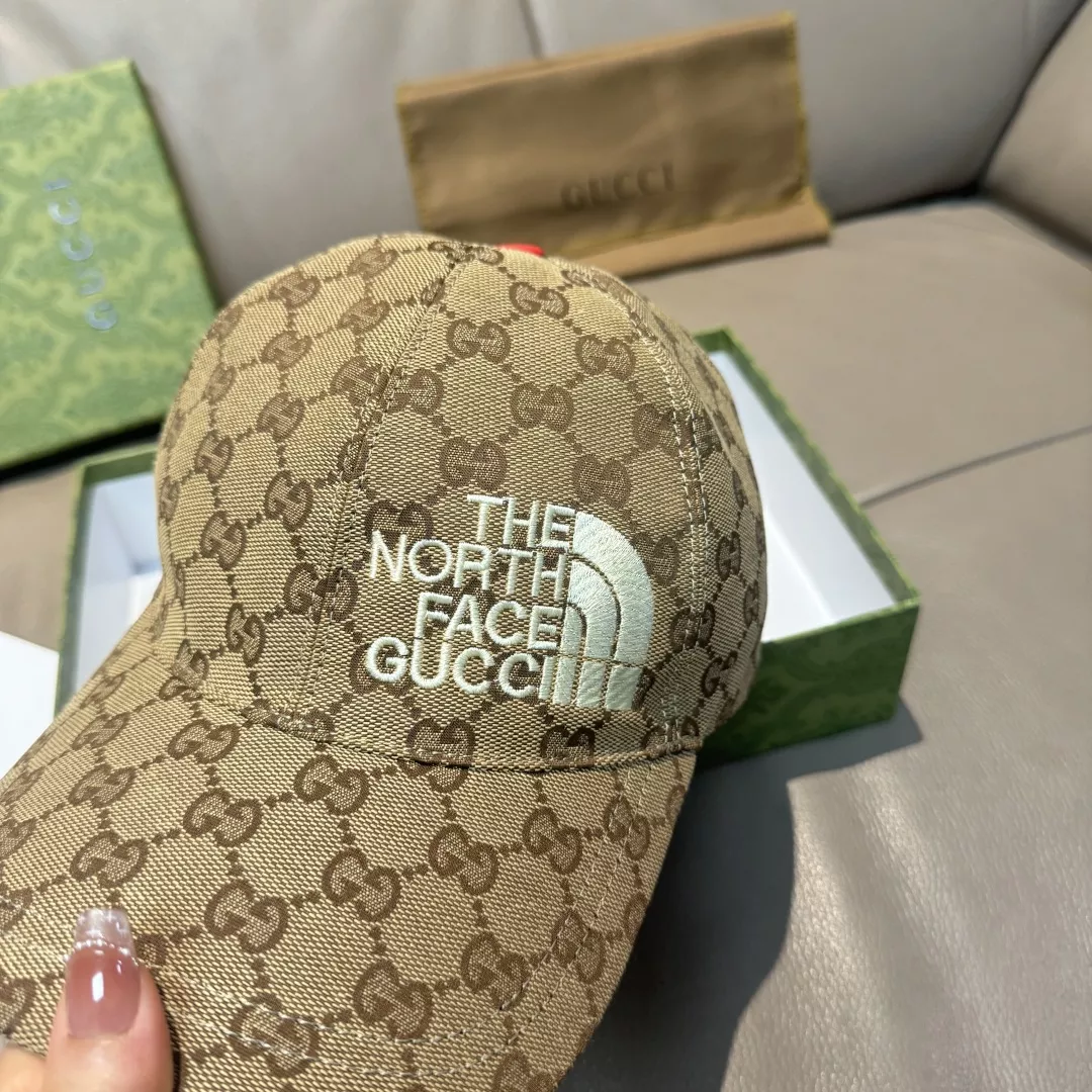 Stylish 732 Gucci Caps