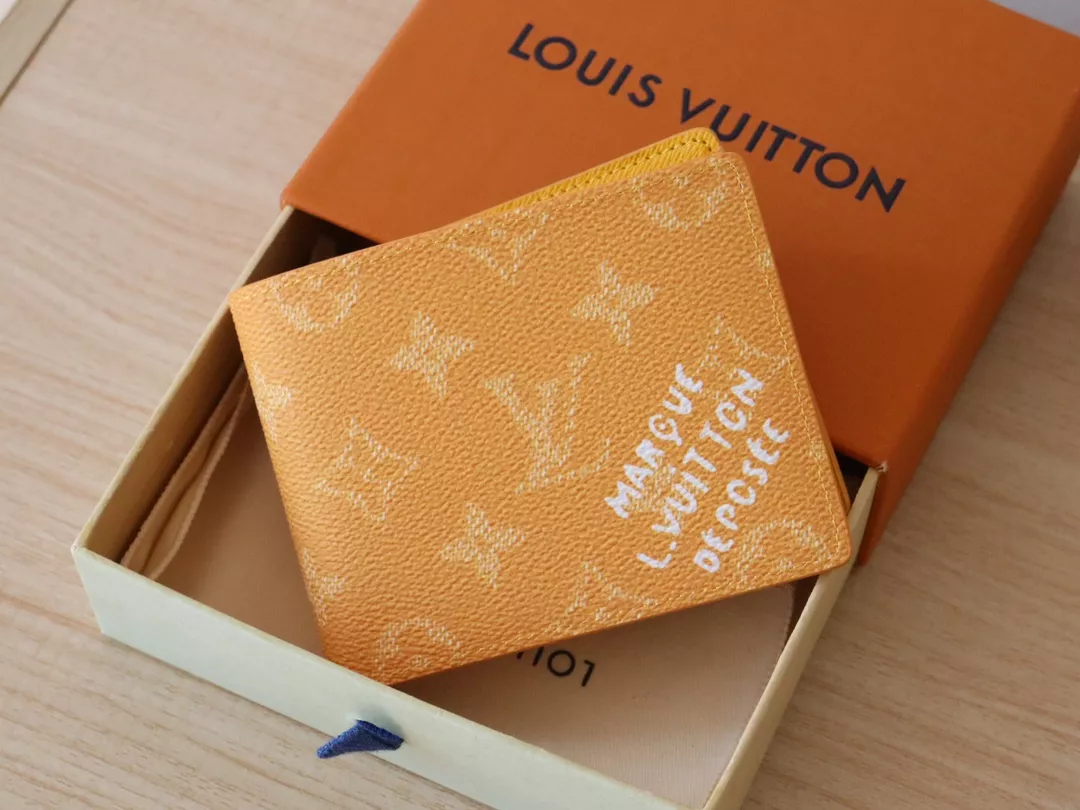 Stylish 7567 Louis Vuitton LV Wallets