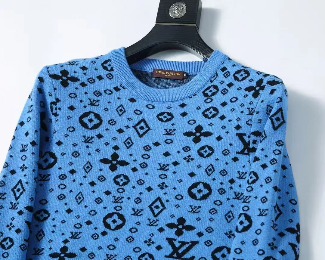 Stylish 7574 Louis Vuitton LV Sweaters Long Sleeved For Men