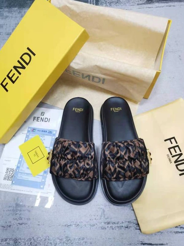 Stylish 7587 Fendi Slippers For Women