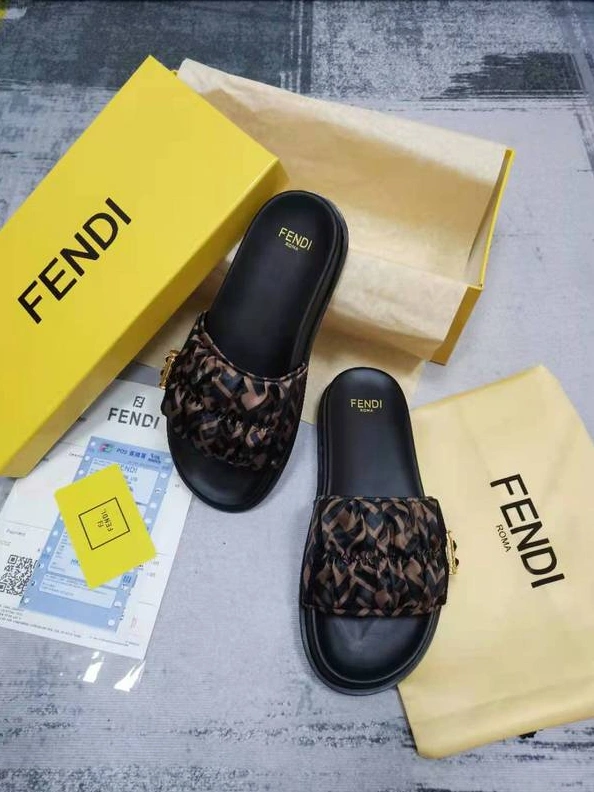 Stylish 7587 Fendi Slippers For Women
