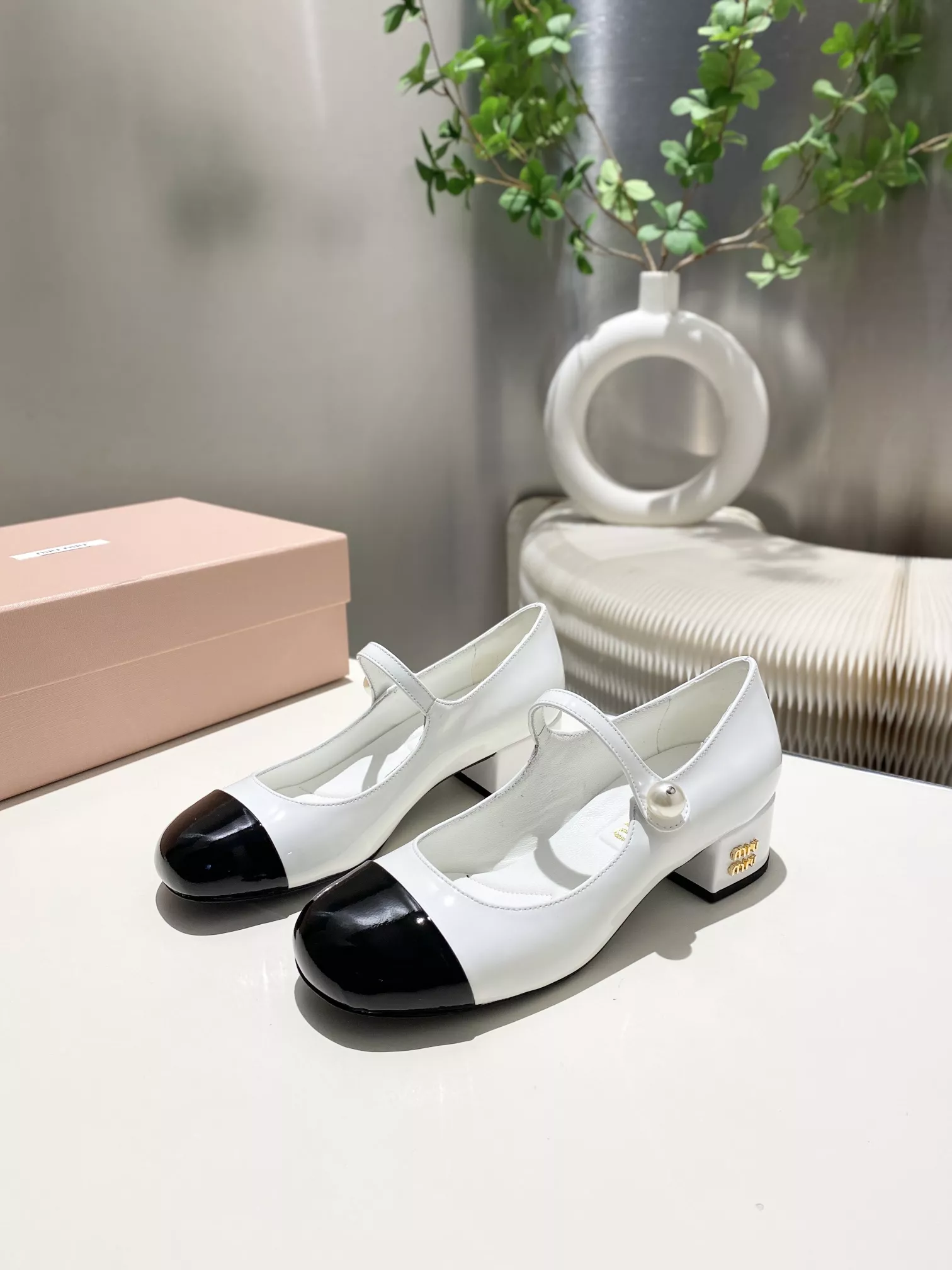 Stylish 7598 MIU MIU High-Heeled Shoes For Women