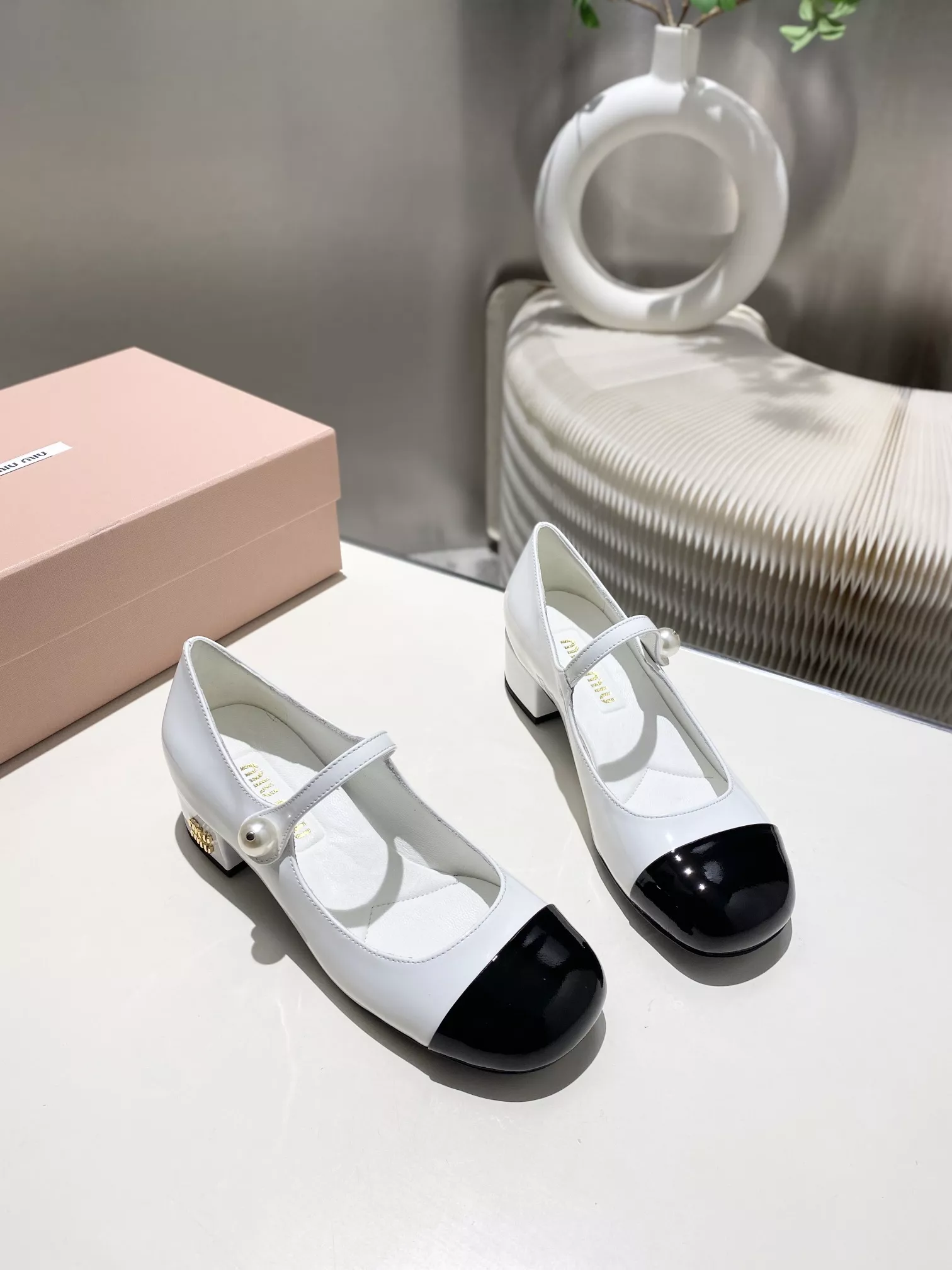 Stylish 7598 MIU MIU High-Heeled Shoes For Women