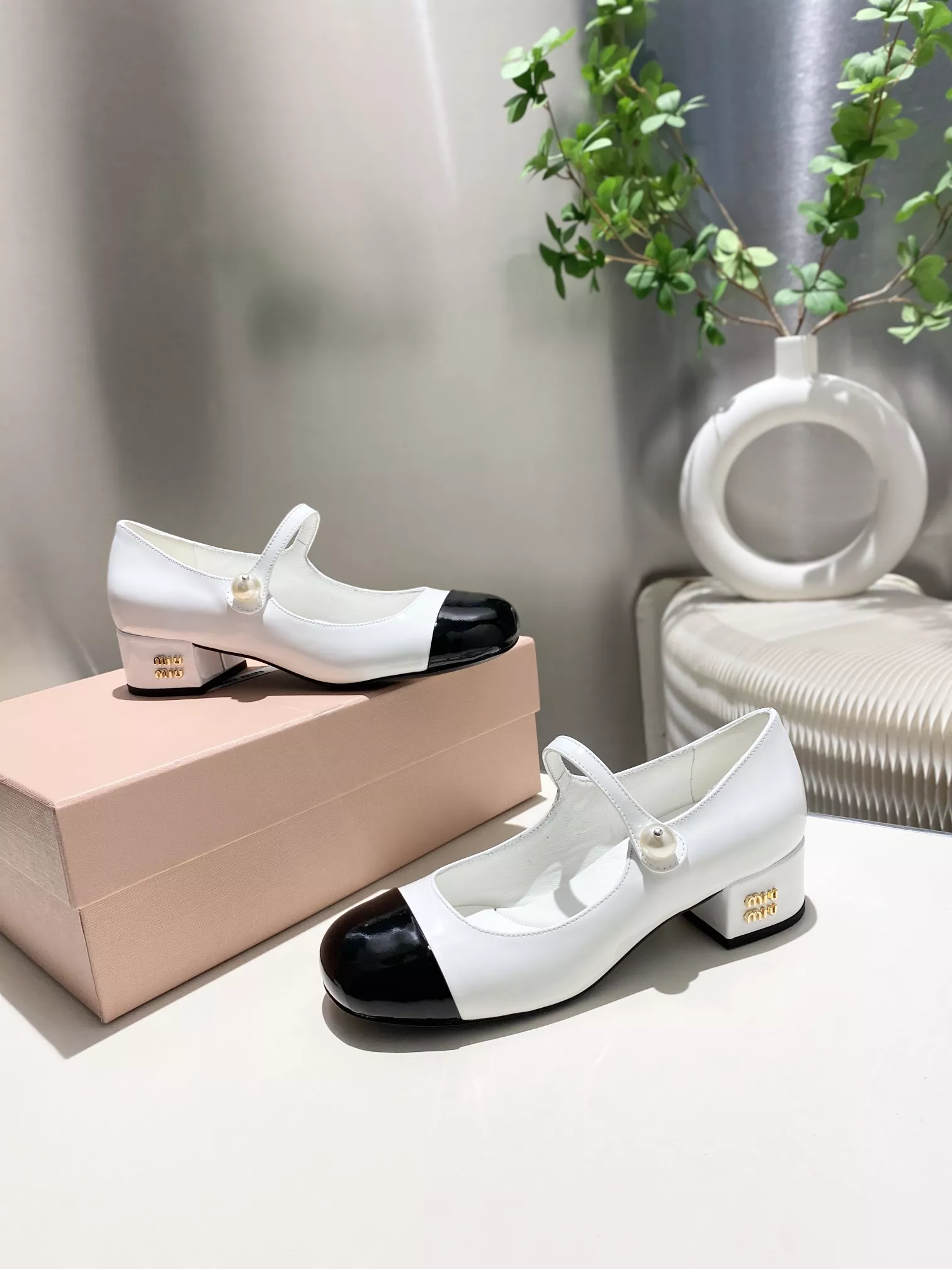 Stylish 7598 MIU MIU High-Heeled Shoes For Women