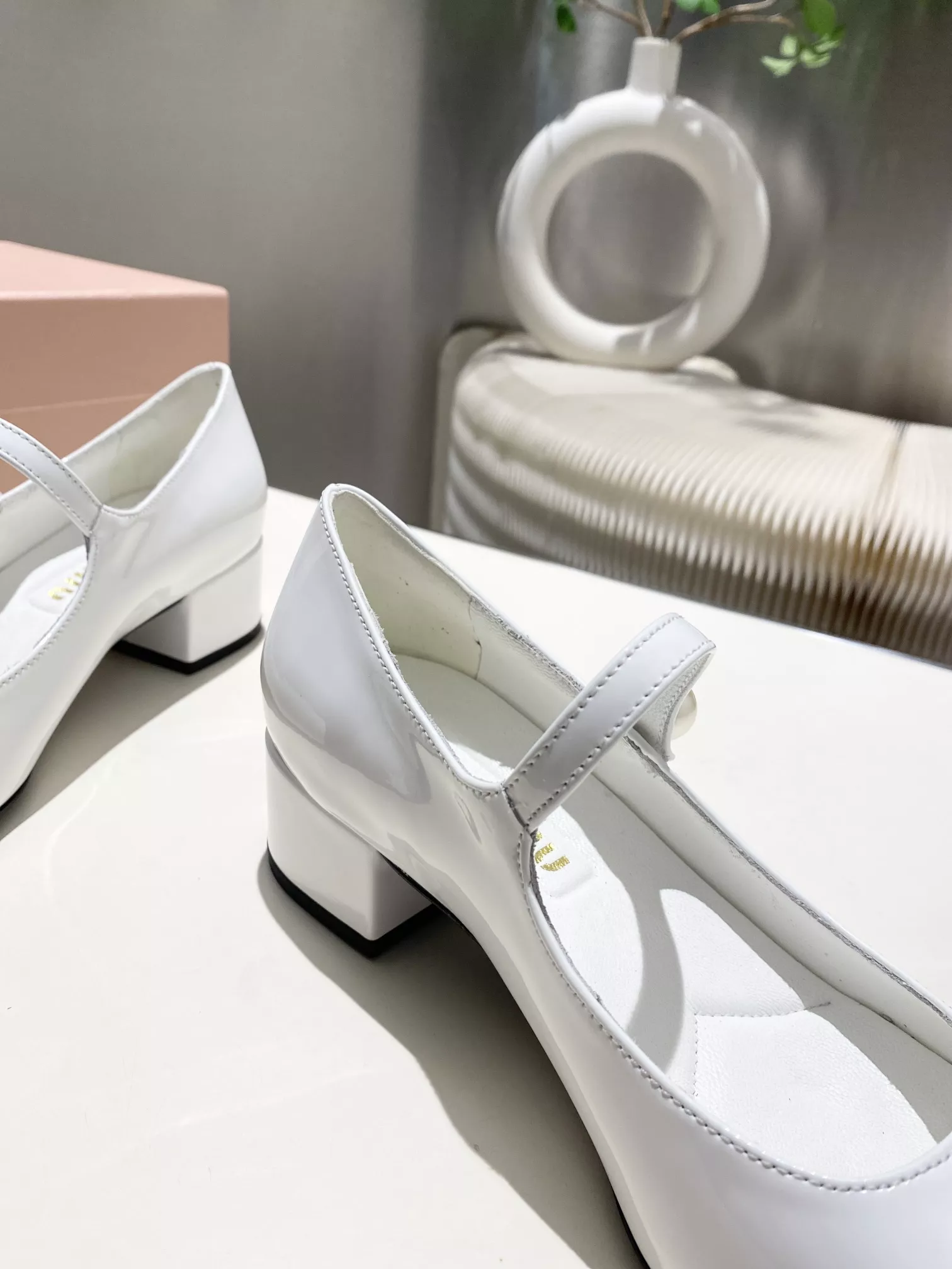 Stylish 7598 MIU MIU High-Heeled Shoes For Women