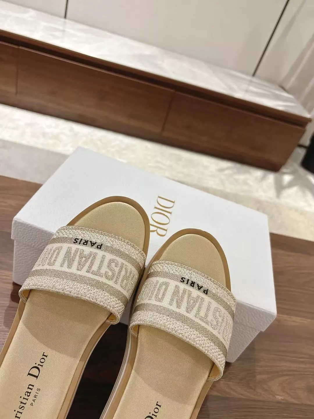 Stylish 7645 Christian Dior Slippers For Women