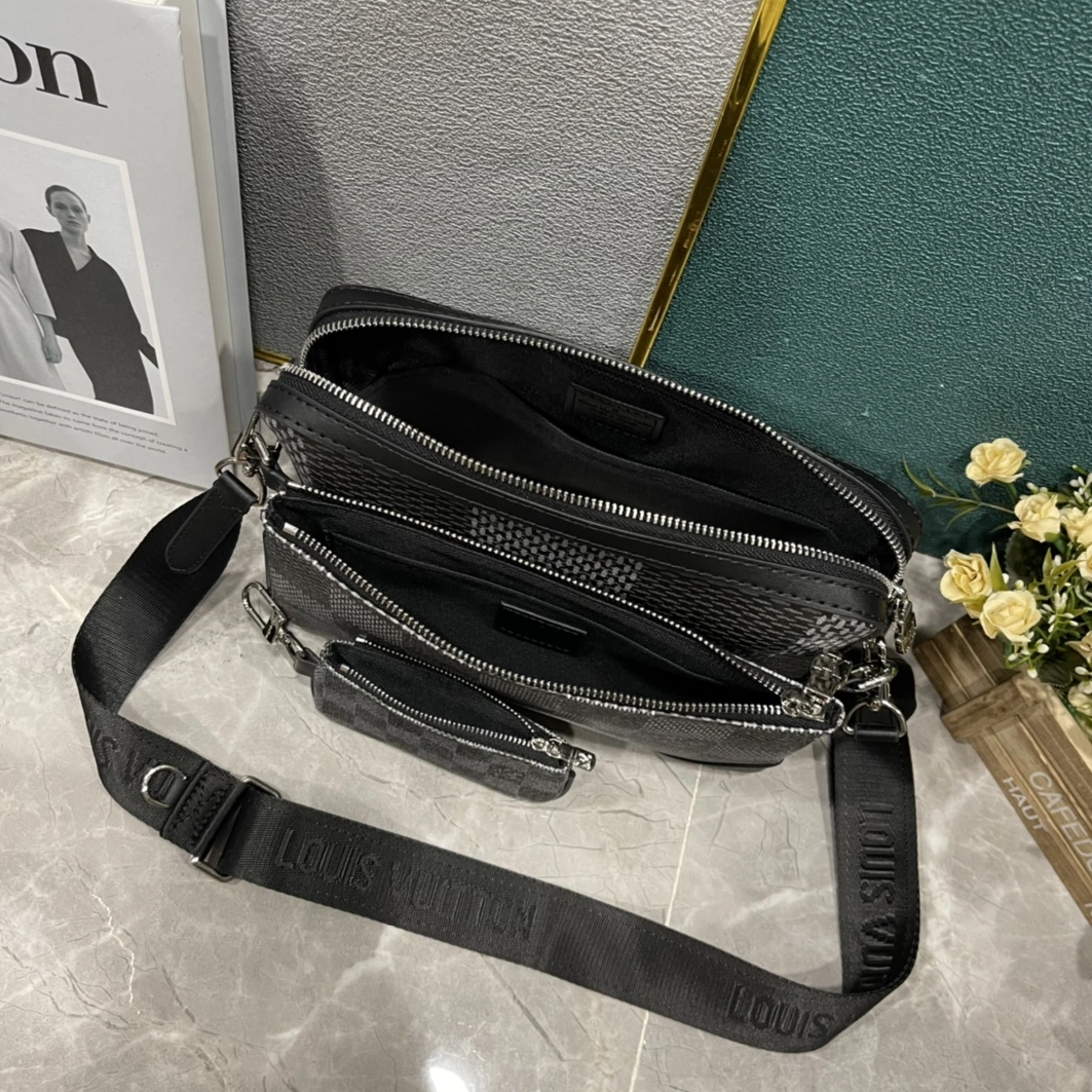 Stylish 7660 Louis Vuitton AAA Man Messenger Bags