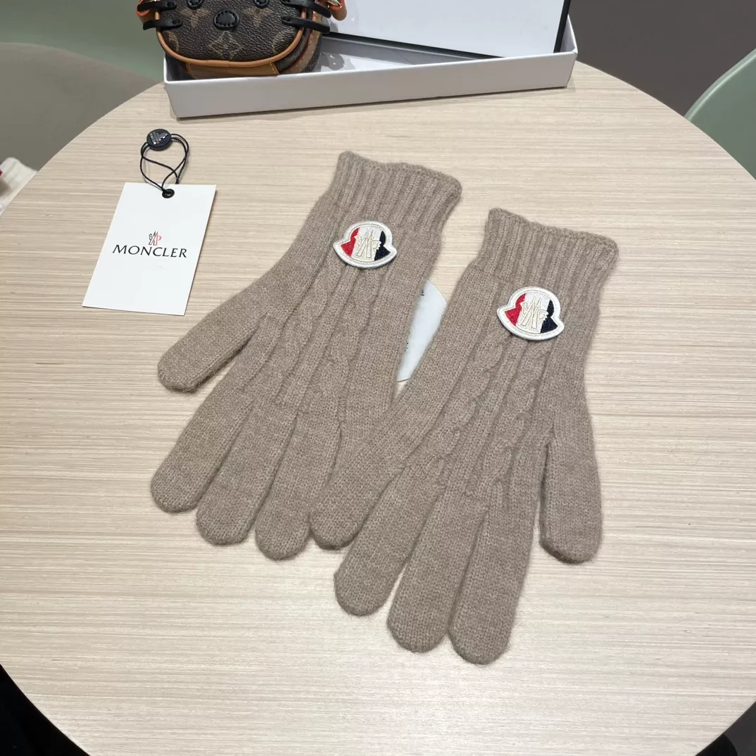 Stylish 7782 Moncler Gloves