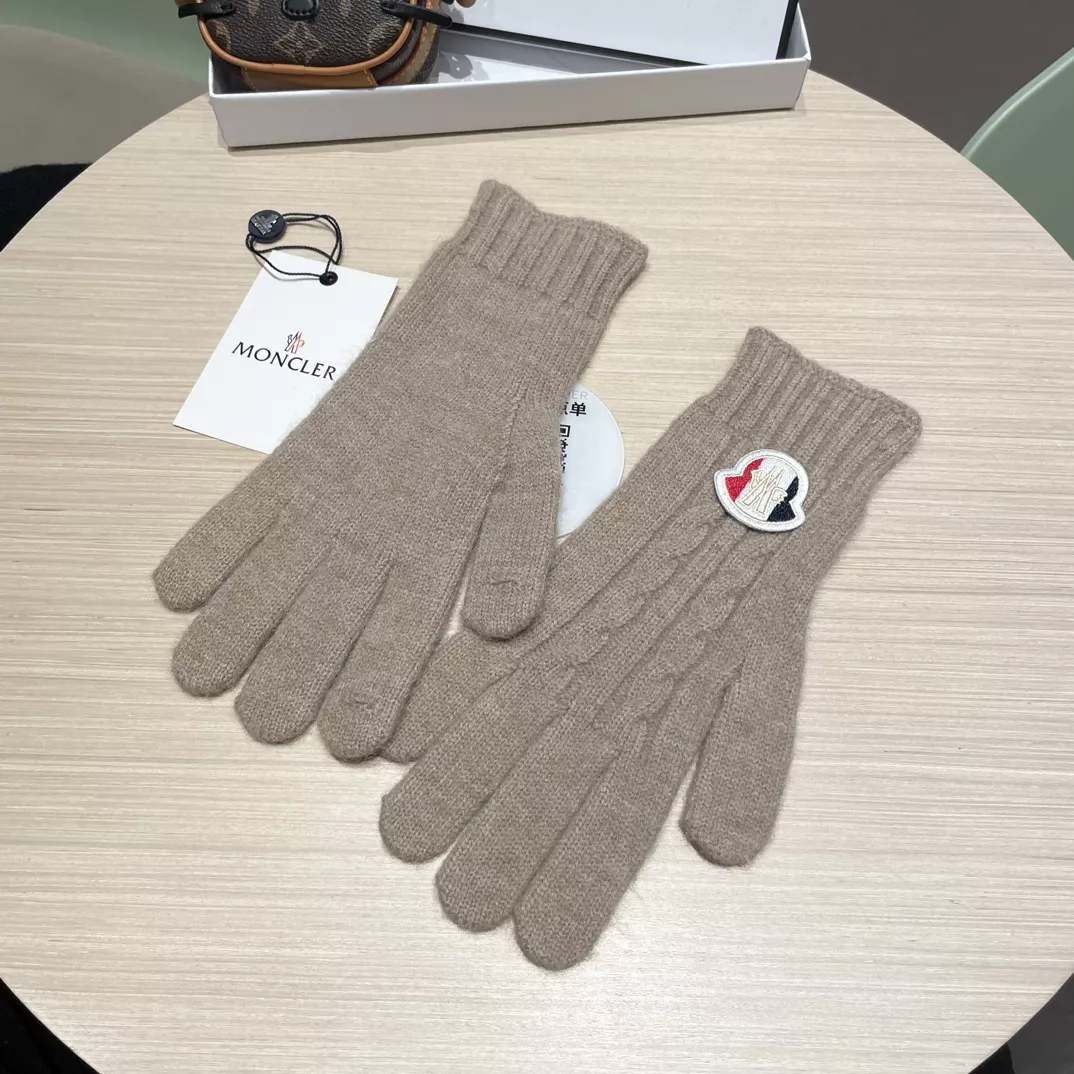 Stylish 7782 Moncler Gloves