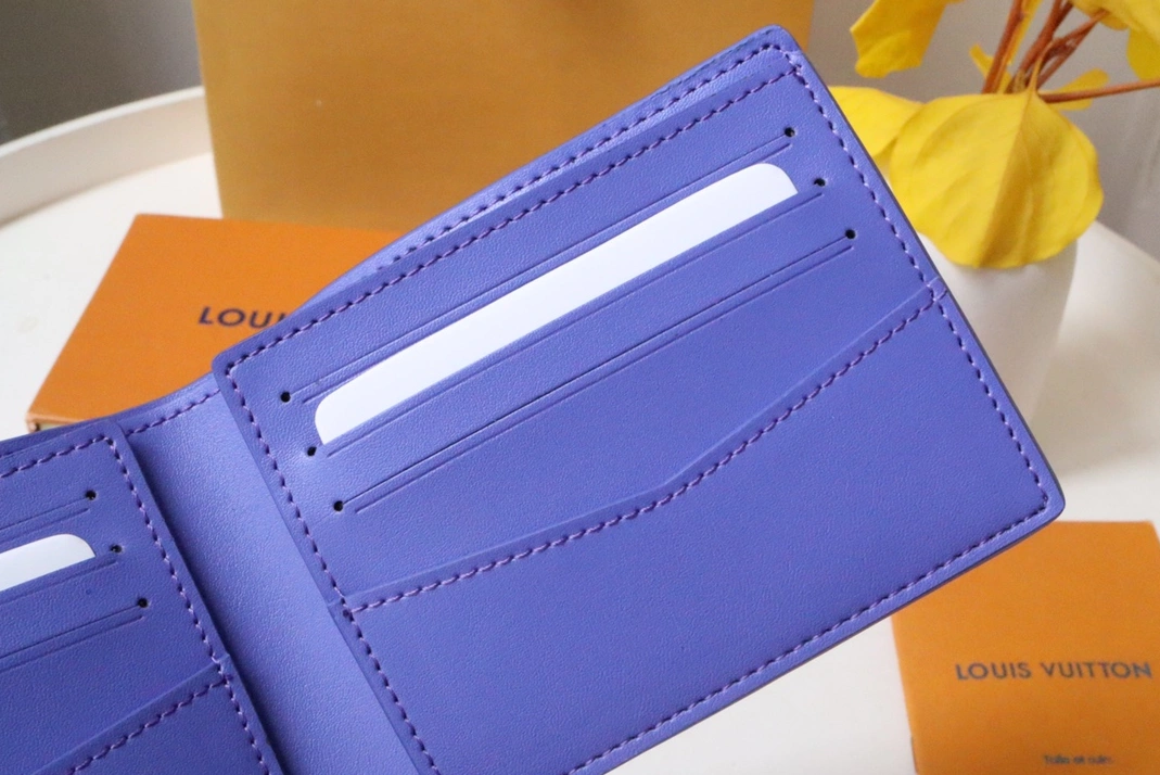 Stylish 7825 Louis Vuitton AAA Quality Wallets For Unisex