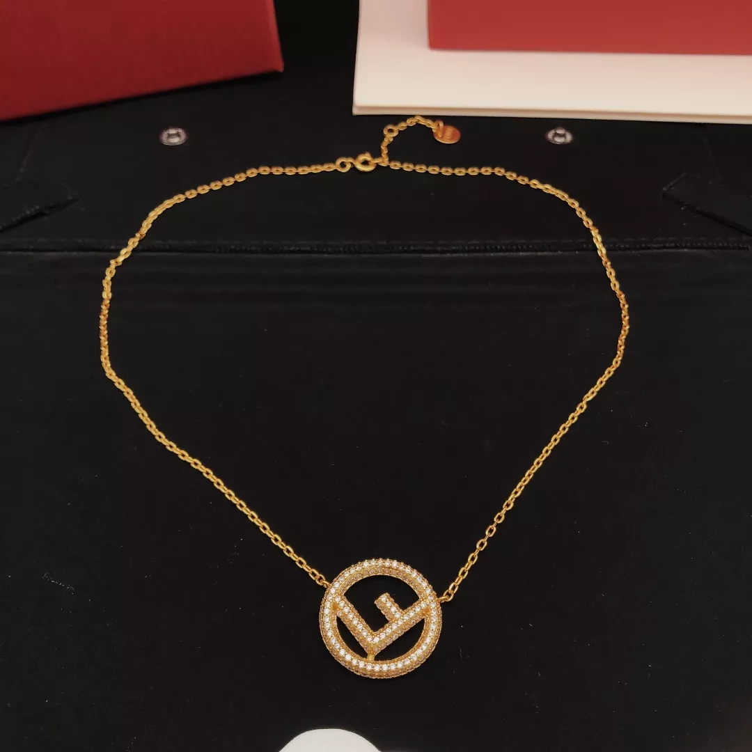 Stylish 8019 Fendi Necklaces