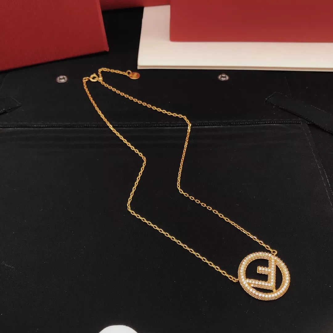 Stylish 8019 Fendi Necklaces