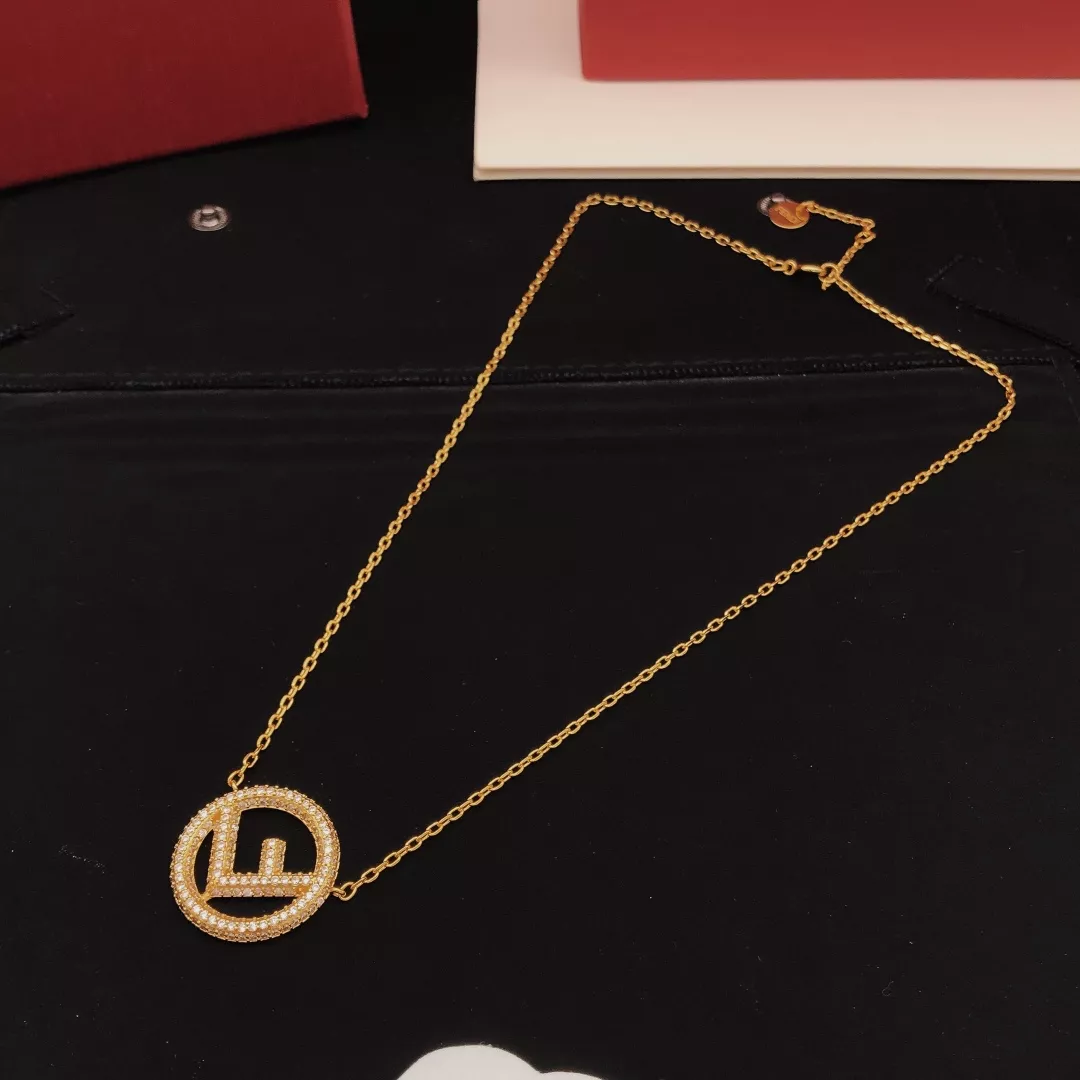 Stylish 8019 Fendi Necklaces