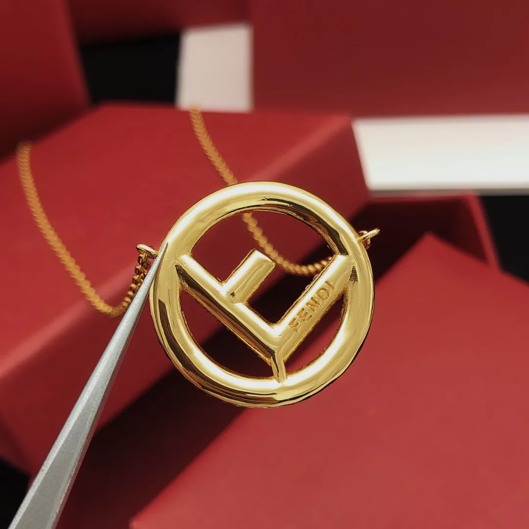 Stylish 8019 Fendi Necklaces