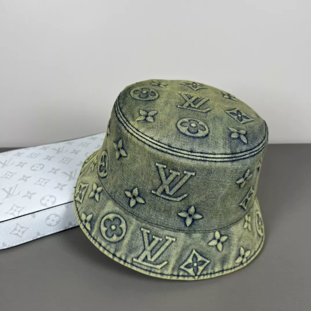 Stylish 8069 Louis Vuitton LV Caps