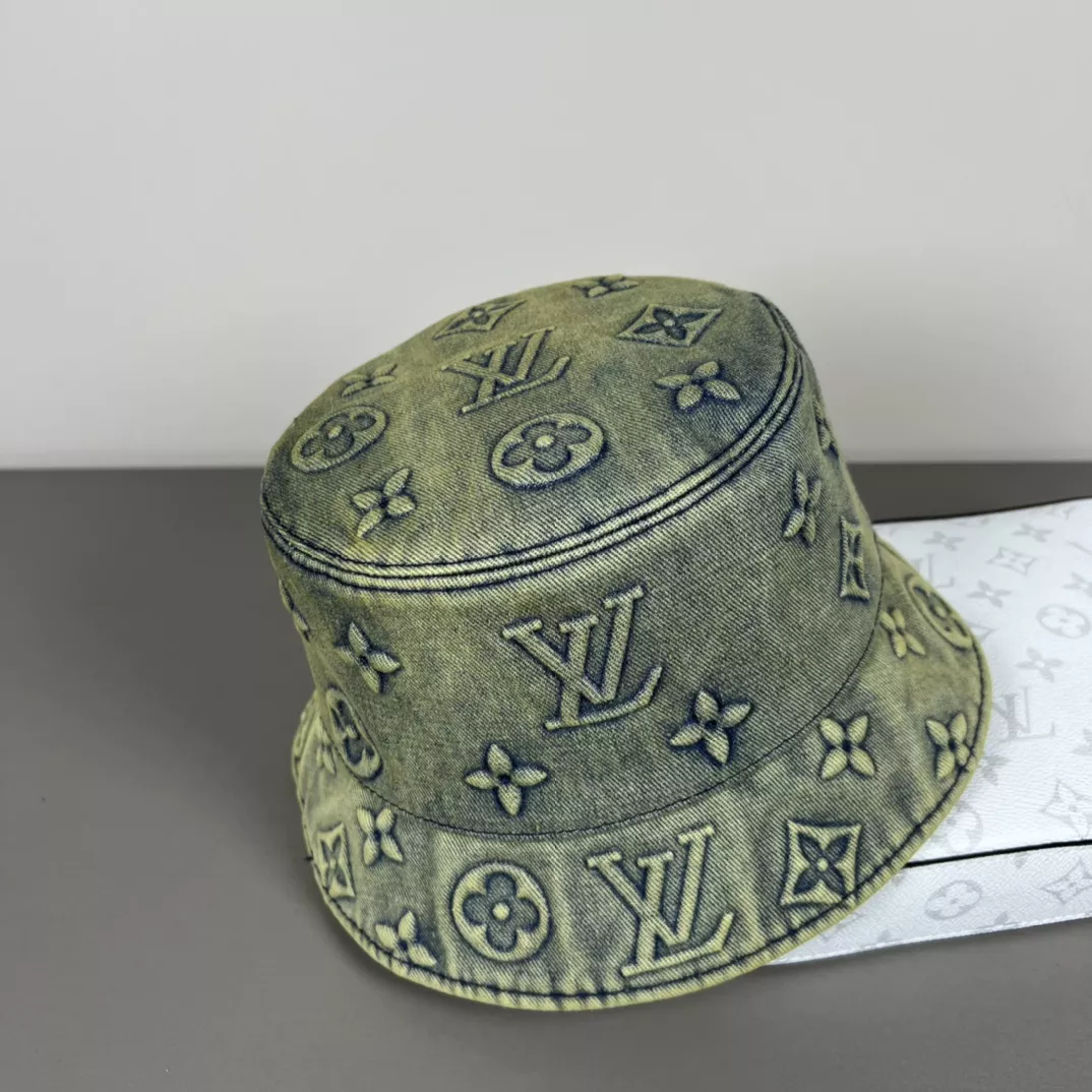 Stylish 8069 Louis Vuitton LV Caps