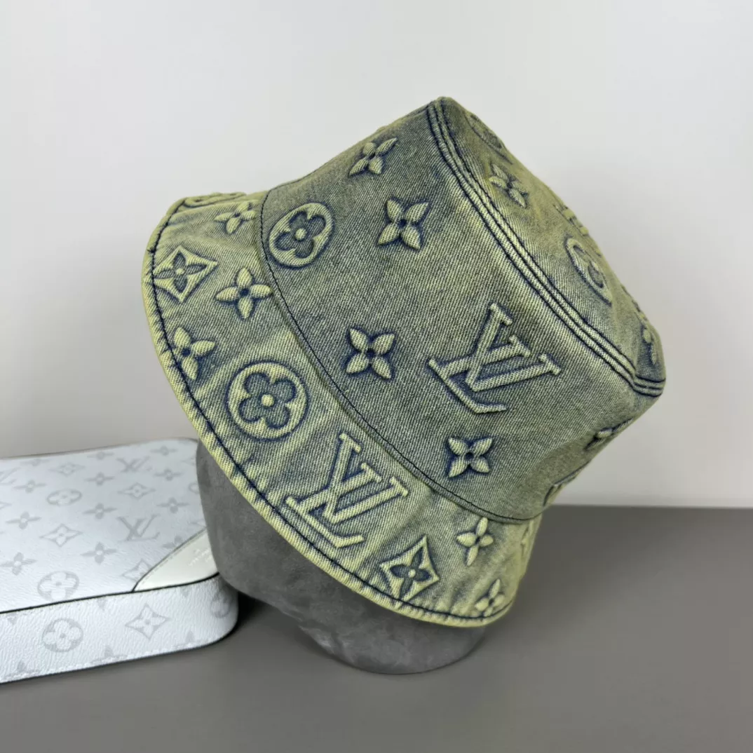 Stylish 8069 Louis Vuitton LV Caps