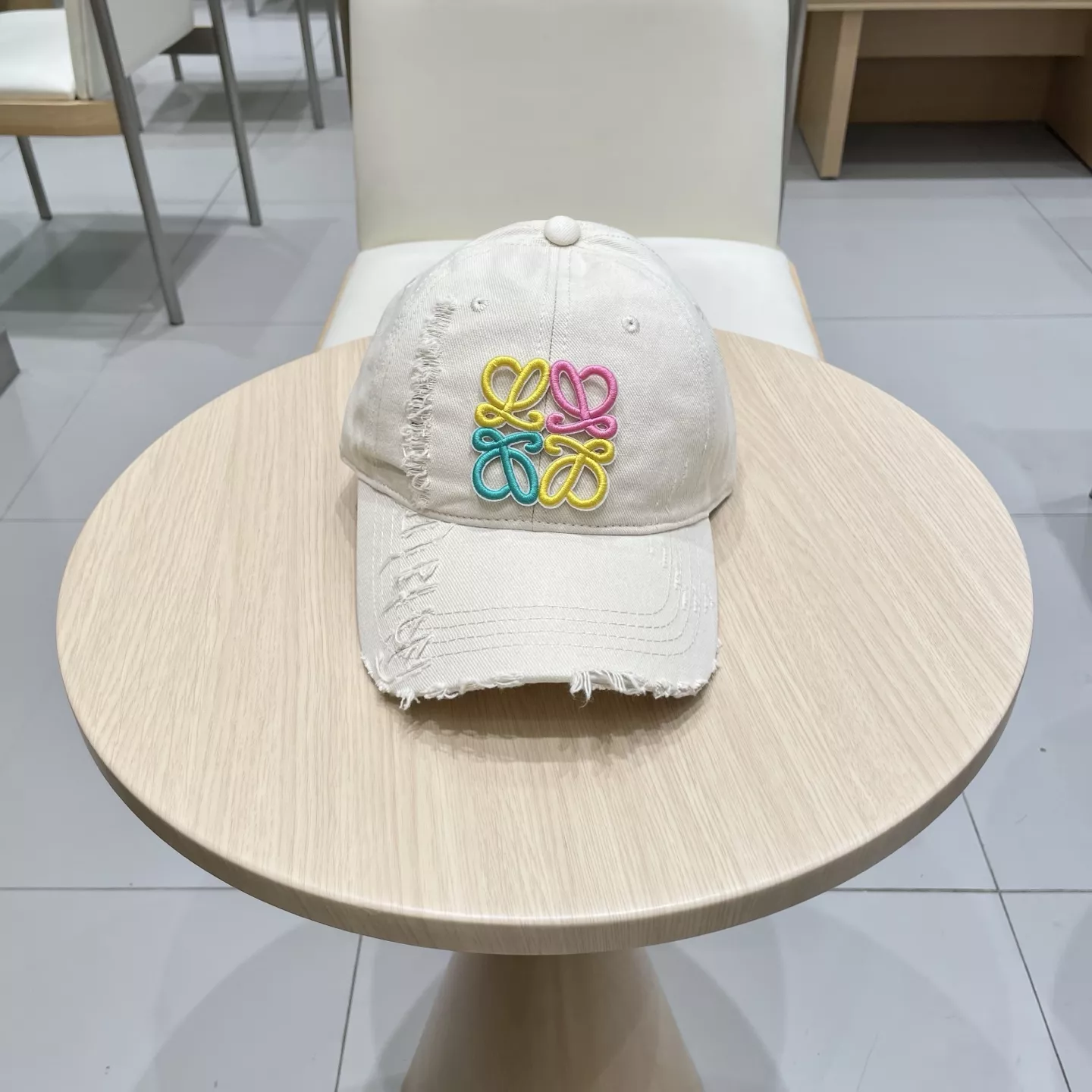 Stylish 8316 LOEWE Caps