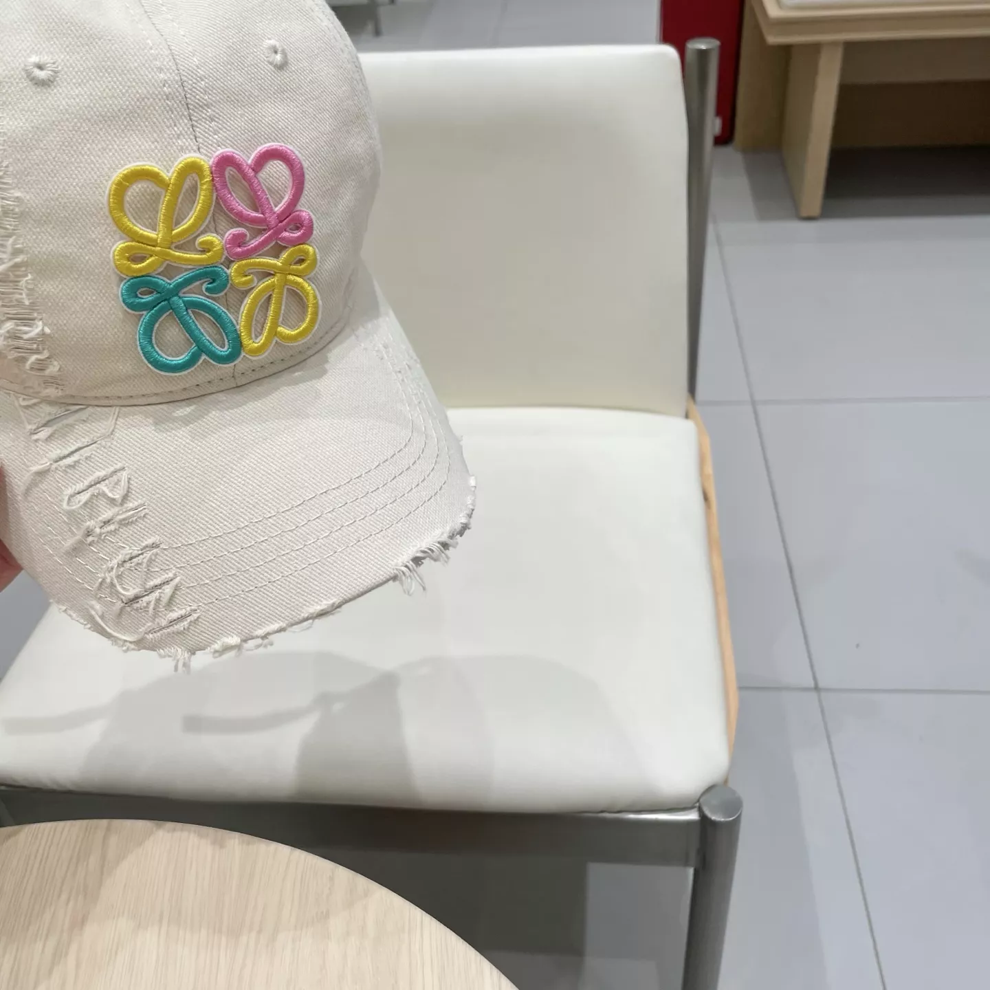 Stylish 8316 LOEWE Caps