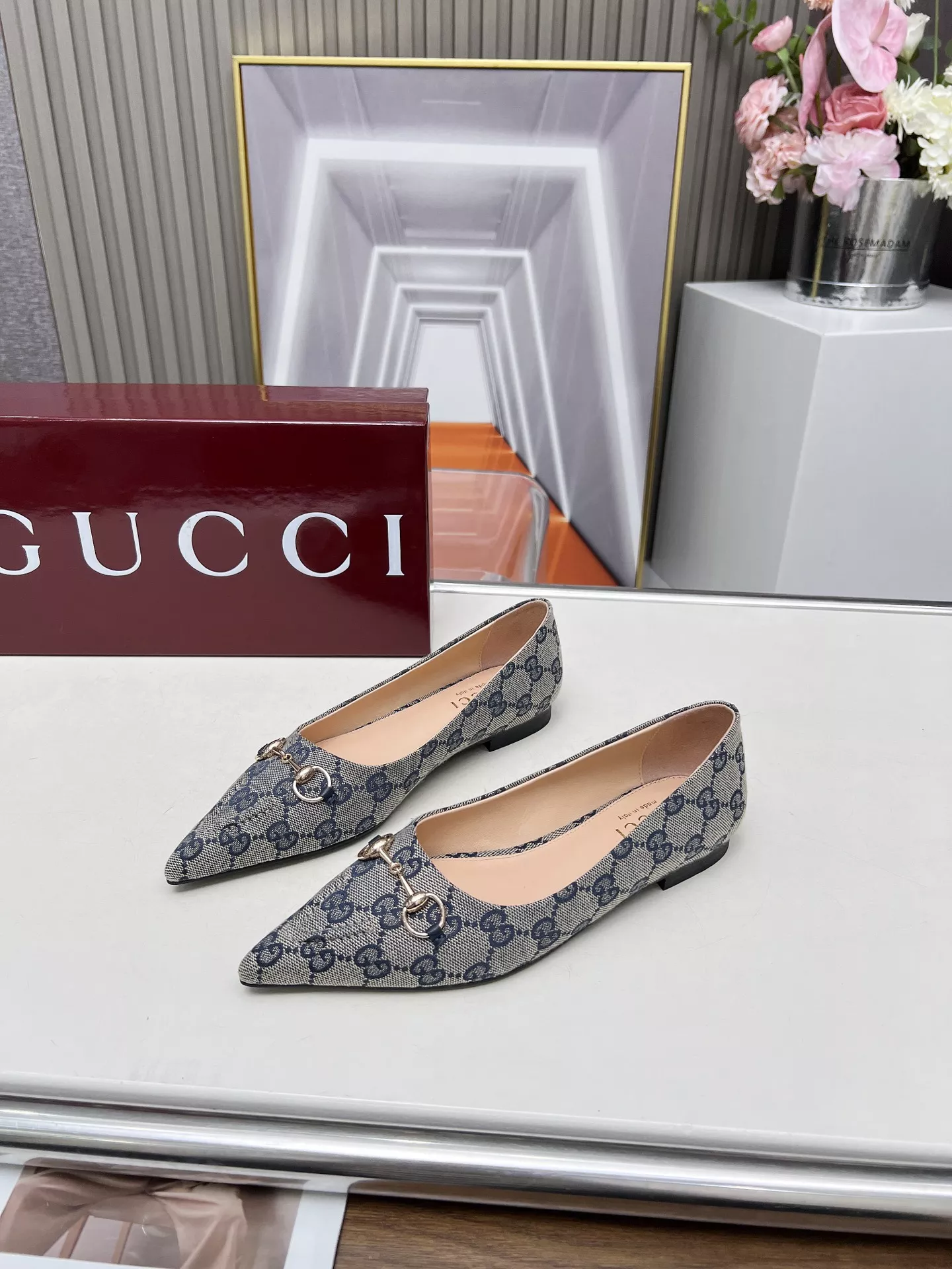 Stylish 8336 Gucci Flat Shoes For Women