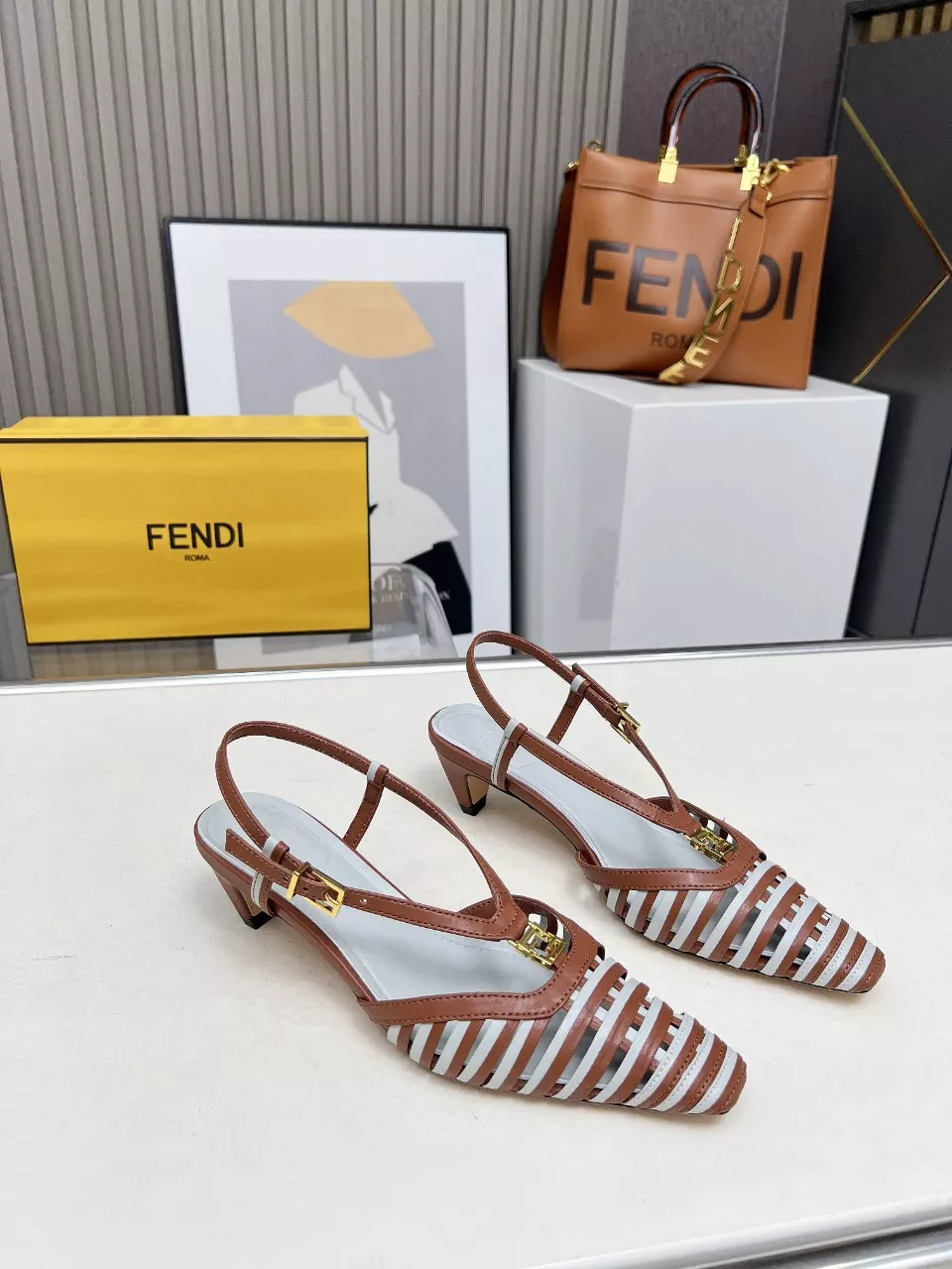 Stylish 8464 Fendi Sandal For Women