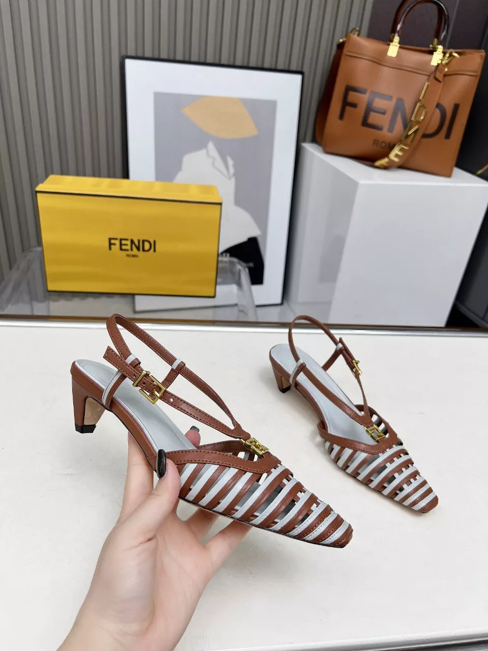 Stylish 8464 Fendi Sandal For Women