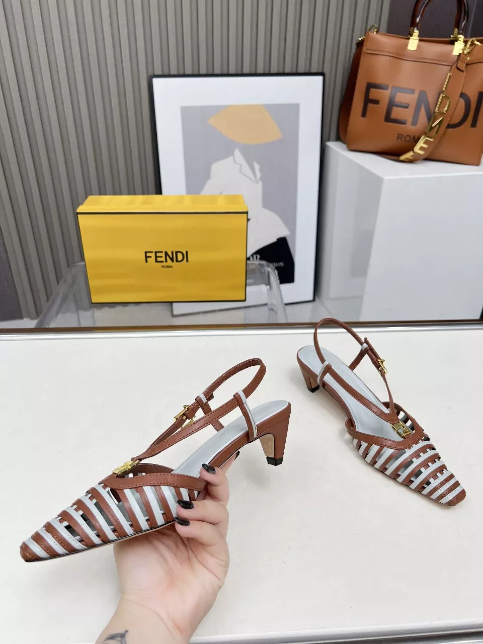 Stylish 8464 Fendi Sandal For Women