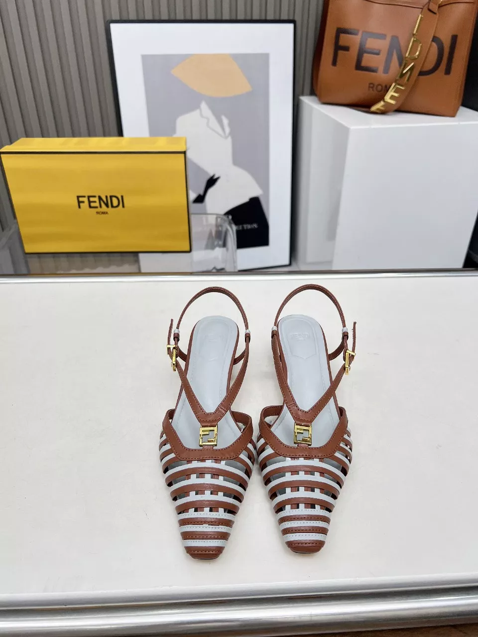 Stylish 8464 Fendi Sandal For Women