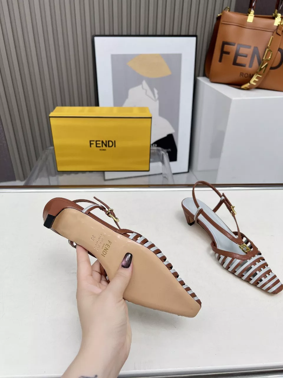 Stylish 8464 Fendi Sandal For Women