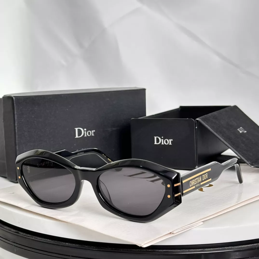 Stylish 8517 Christian Dior AAA Quality Sunglasses