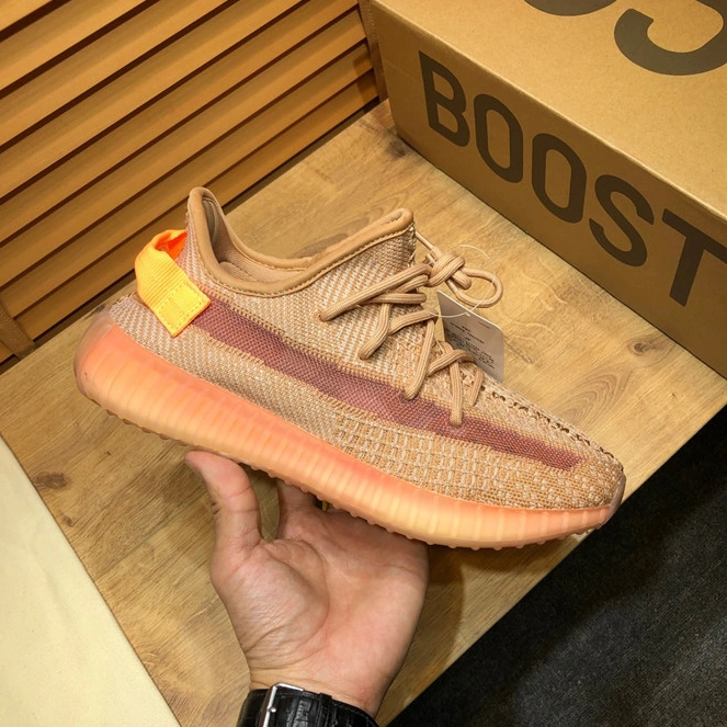 Stylish 8592 Yeezy Casual Shoes For Men