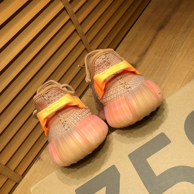 Stylish 8592 Yeezy Casual Shoes For Men