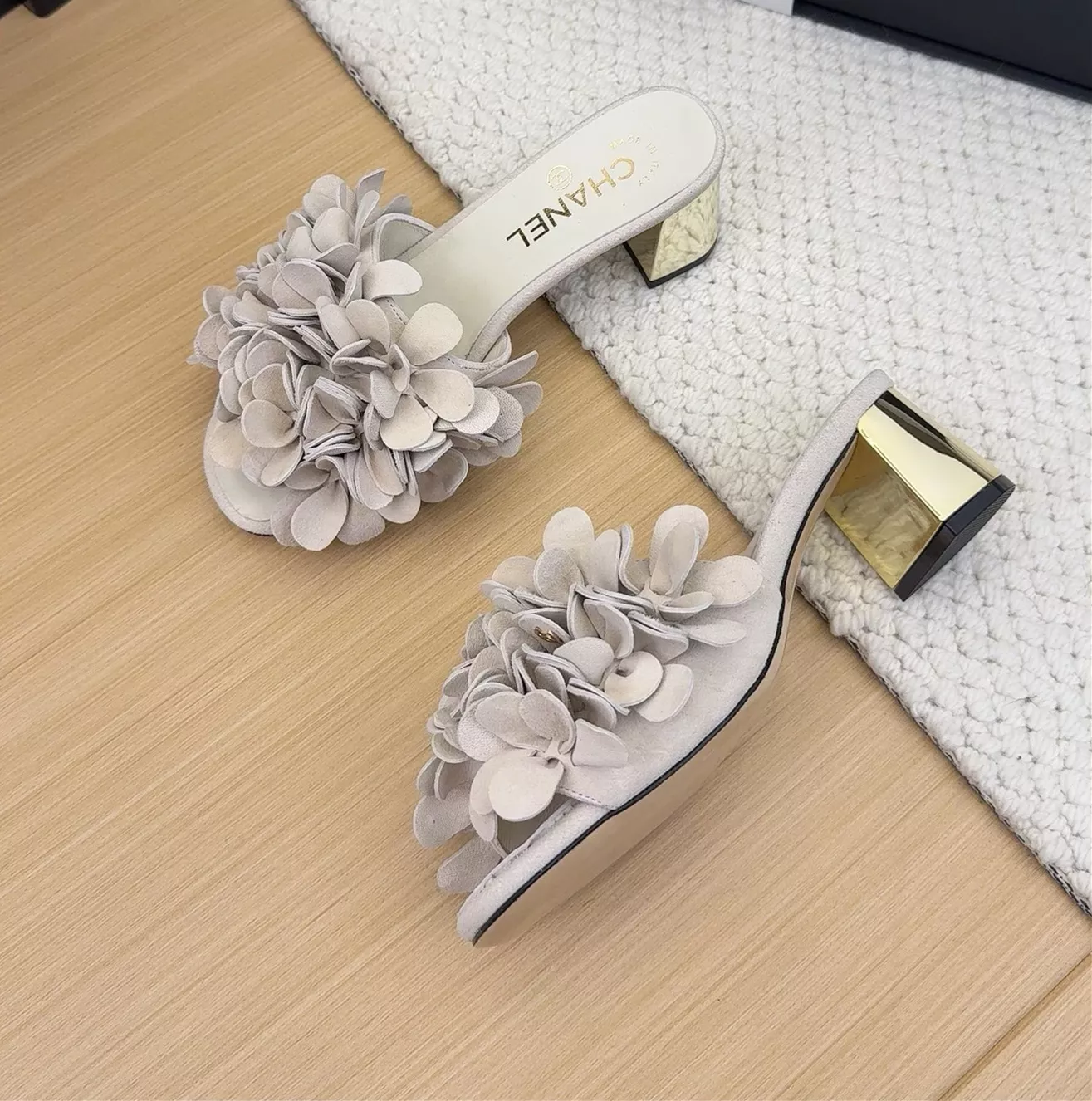 Stylish 8621 Chanel Slippers For Women