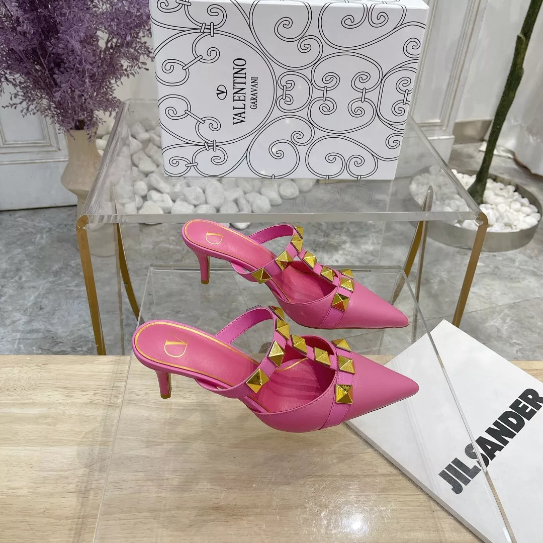 Stylish 8682 Valentino Slippers For Women