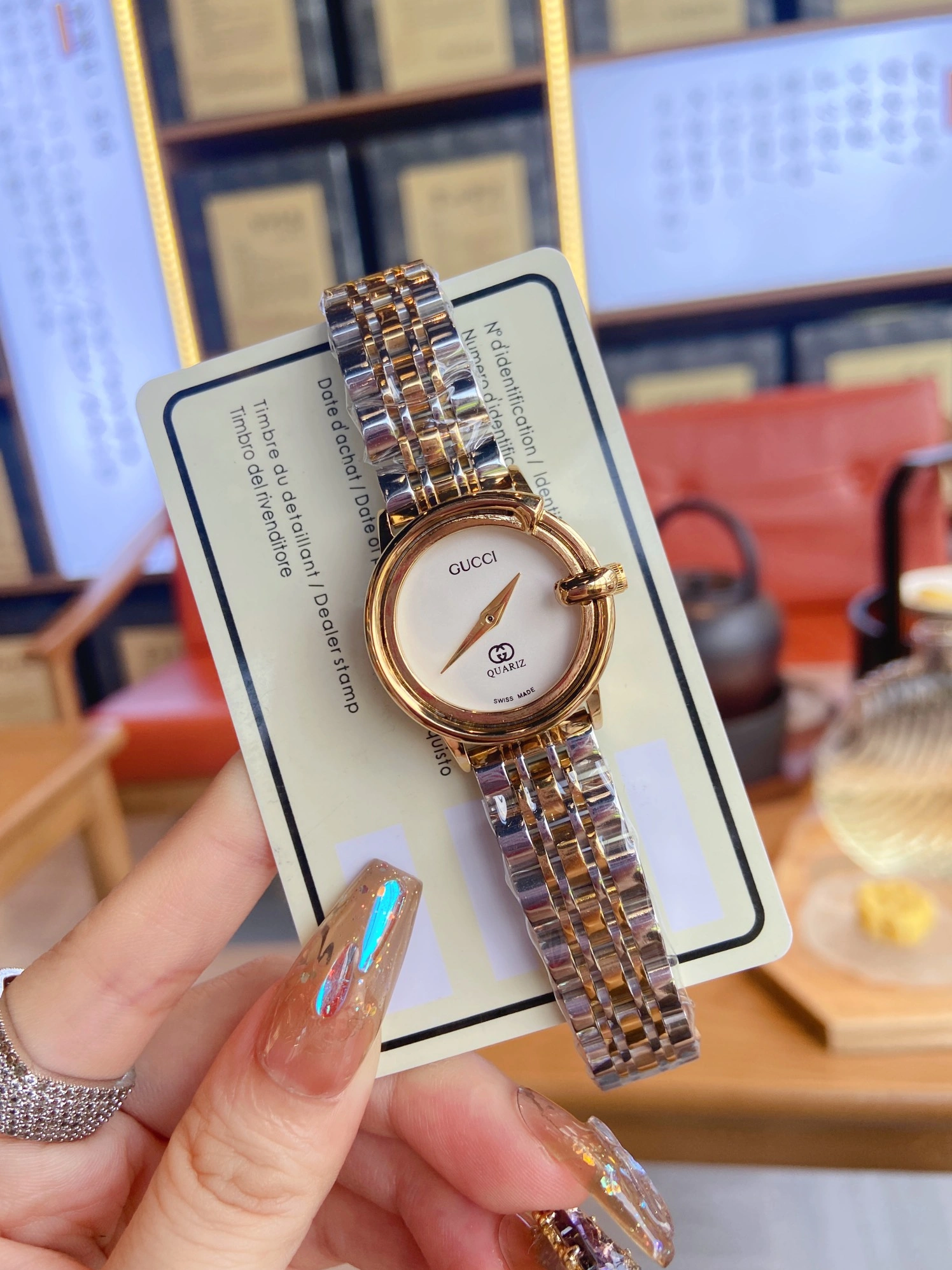 Stylish 888 Gucci Watches For Women