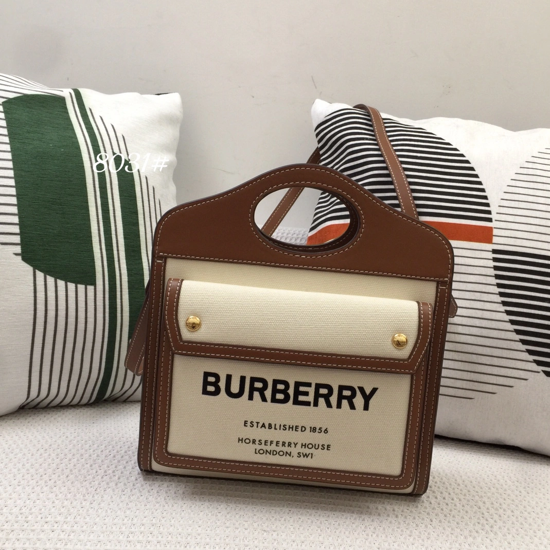 Stylish 8920 Burberry AAA Quality Messenger Bags For Women