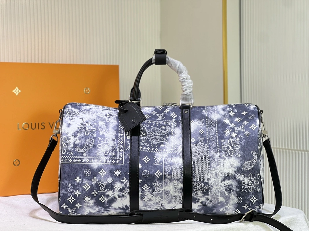 Stylish 8928 Louis Vuitton Travel Bags