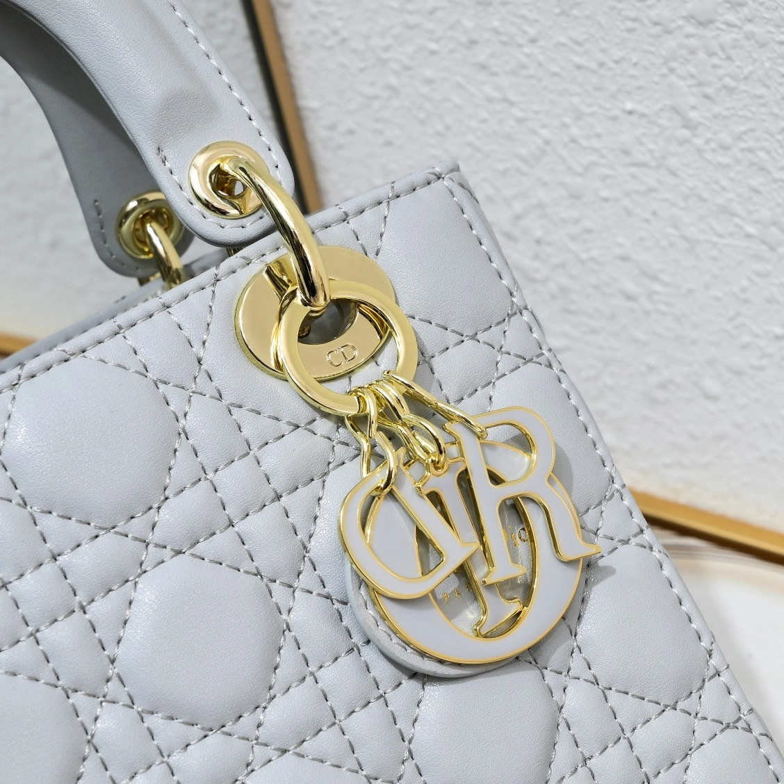 Stylish 8940 Christian Dior AAA Handbags For Women