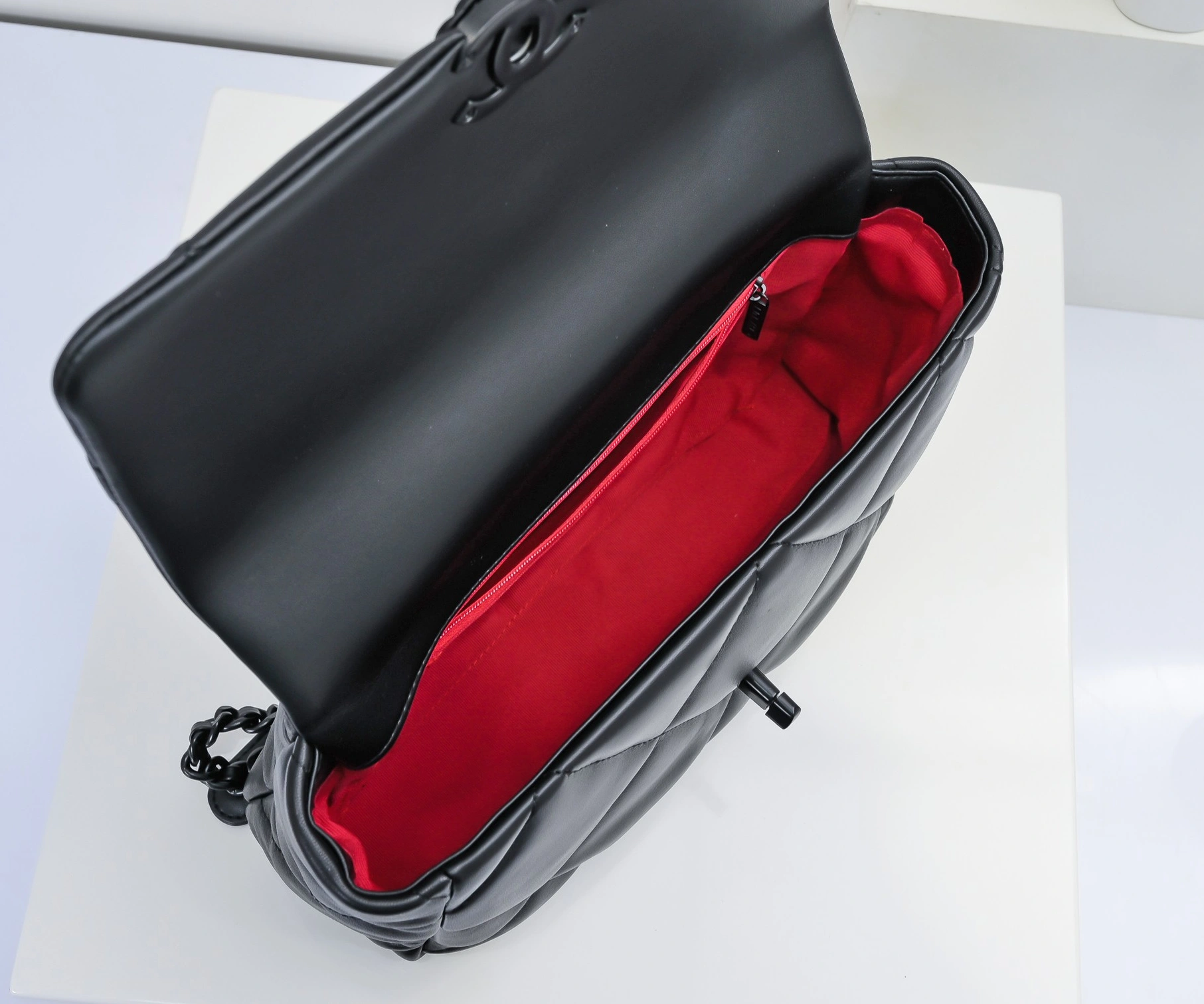 Stylish 8956 Chanel AAA Quality Messenger Bags