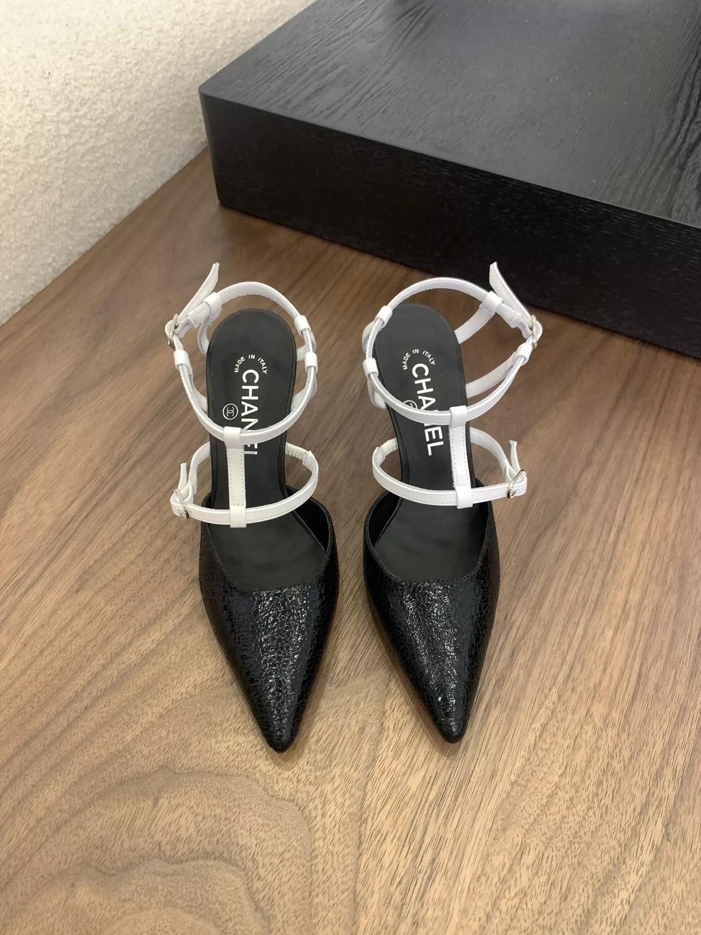 Stylish 8987 Chanel Sandal For Women