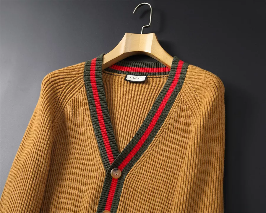 Stylish 9179 Gucci Sweaters Long Sleeved For Men