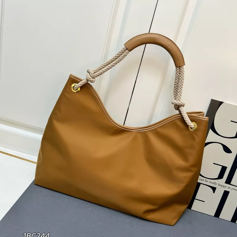 Stylish 9208 Prada AAA Quality Shoulder Bags For Women