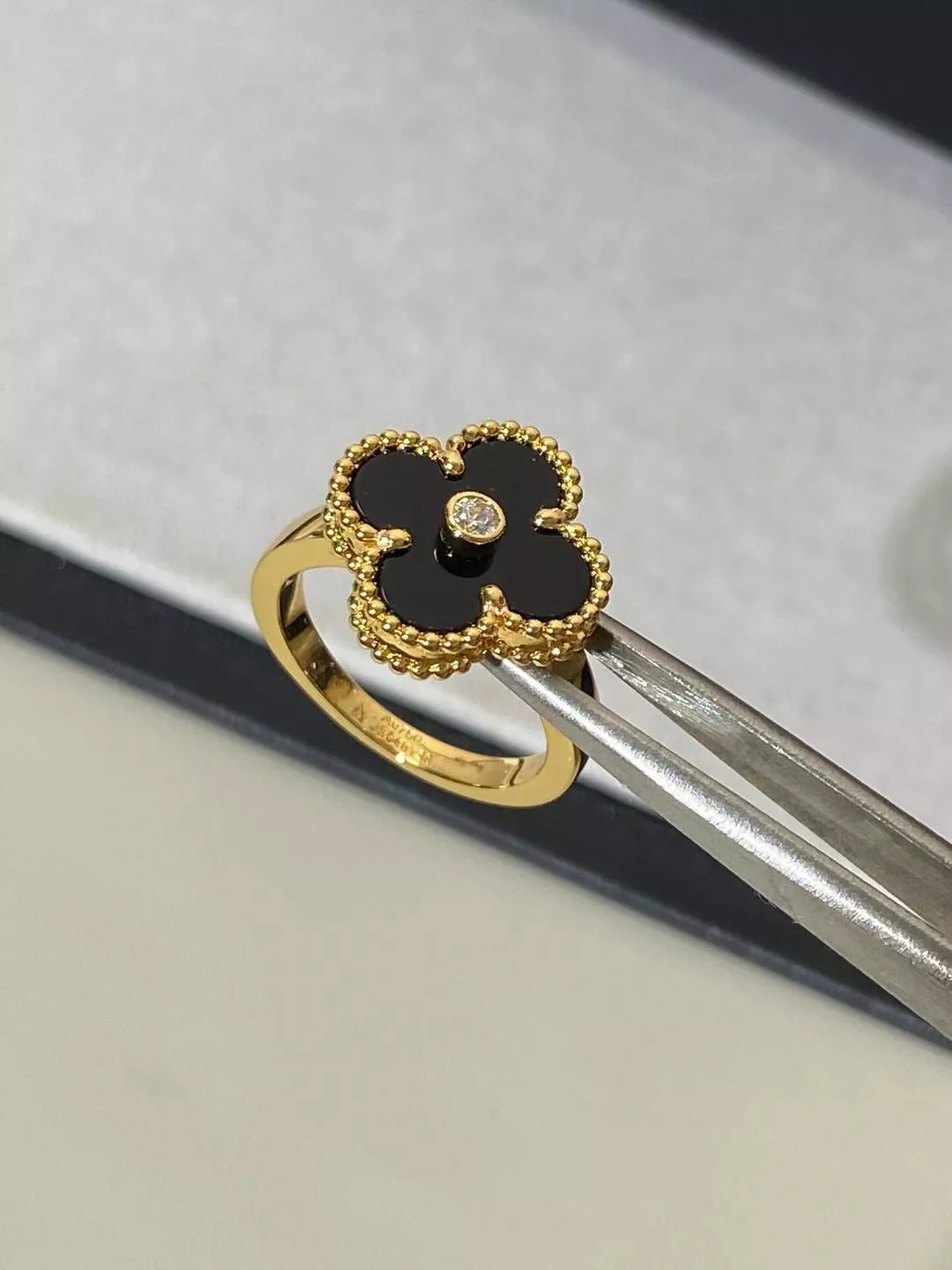 Stylish 9269 Van Cleef & Arpels Rings For Women