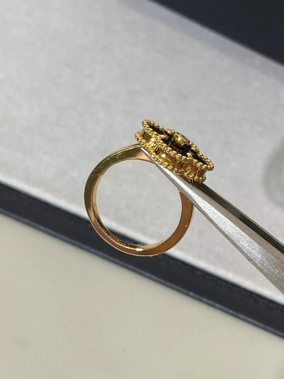 Stylish 9269 Van Cleef & Arpels Rings For Women